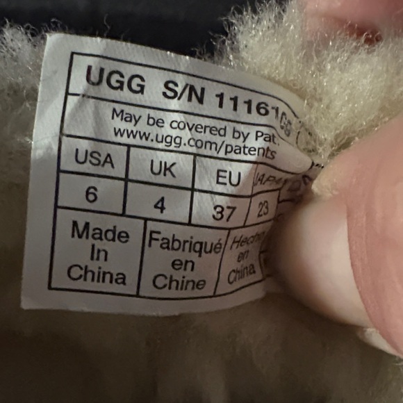 UGG boots - Picture 6 of 6